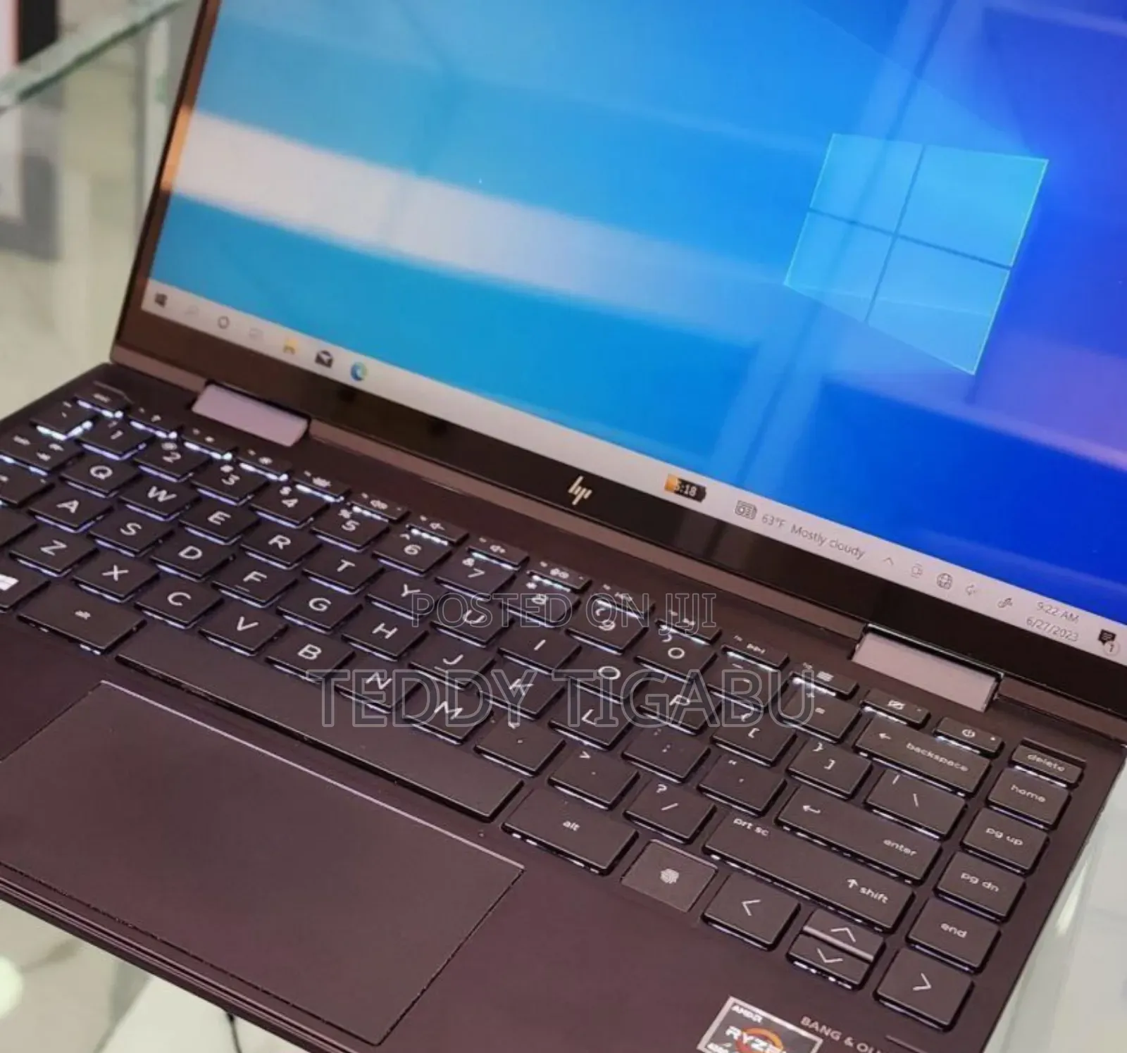 New Laptop HP Envy X360 8GB AMD Ryzen 5 SSD 256GB