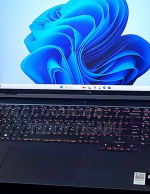 New Laptop Lenovo Legion 5 16GB AMD Ryzen 7 SSD 512GB