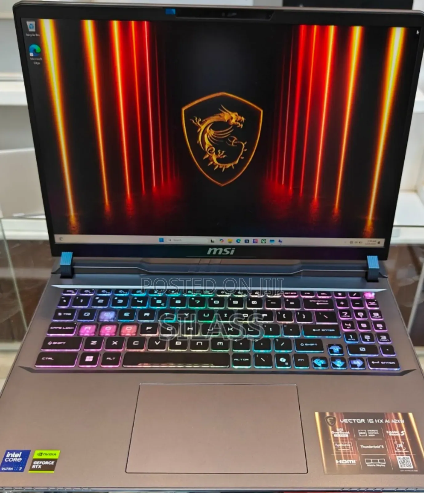 New Laptop MSI Vector GP68 HX 13V 16GB Intel Core Ultra 7 SSD 1T