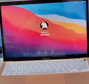 New Laptop Apple MacBook Pro 2019 8GB Intel Core I5 SSD 256GB