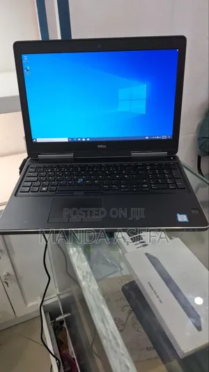 New Laptop Dell 16GB Intel Core I7 SSD 512GB