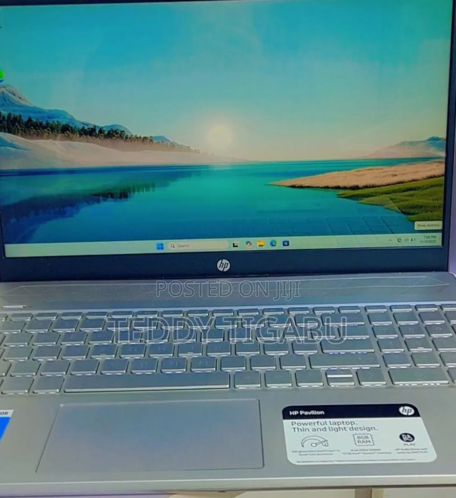 New Laptop HP Pavilion 15 8GB Intel Core I7 SSD 256GB