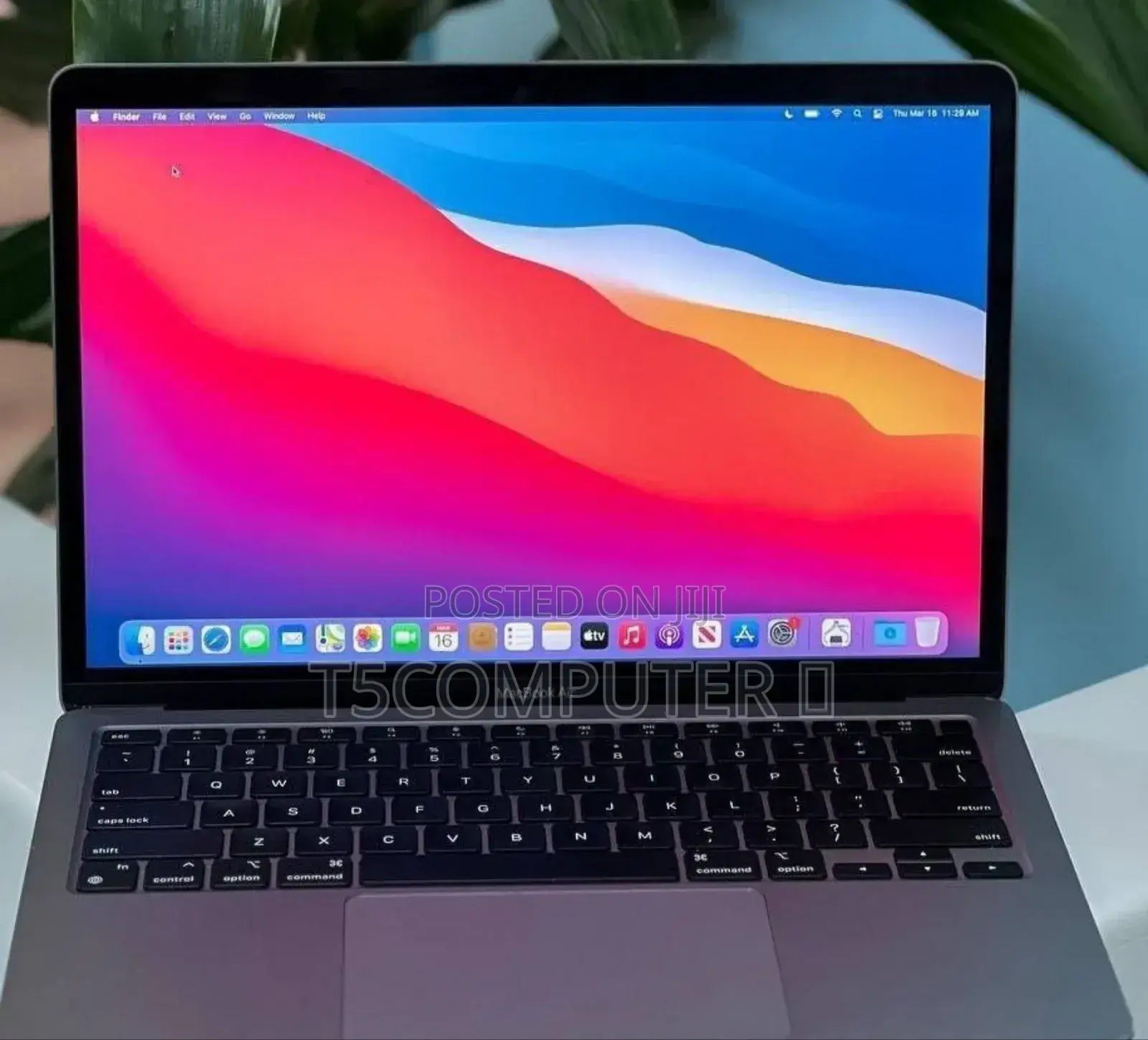 New Laptop Apple MacBook Pro 2020 16GB Intel Core I5 SSD 512GB