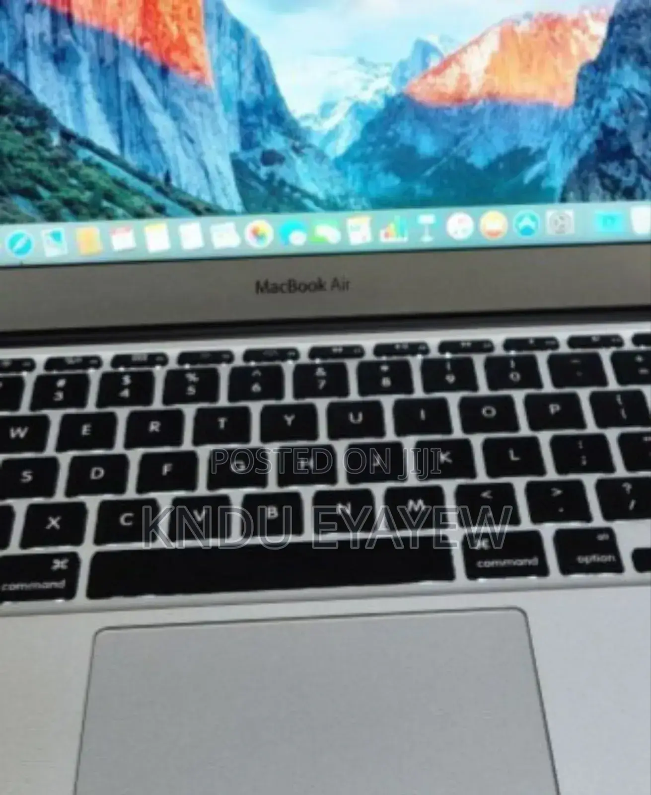 New Laptop Apple MacBook 4GB Intel Core I5 SSD 128GB