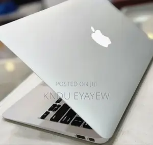 New Laptop Apple MacBook 4GB Intel Core I5 SSD 128GB