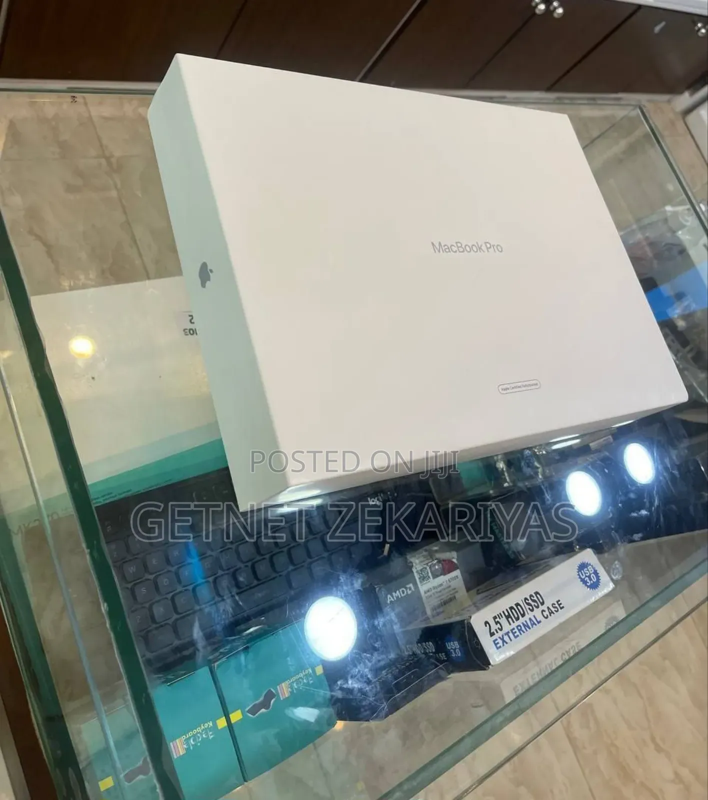 New Laptop Apple MacBook Pro 16GB Apple M2 SSD 512GB