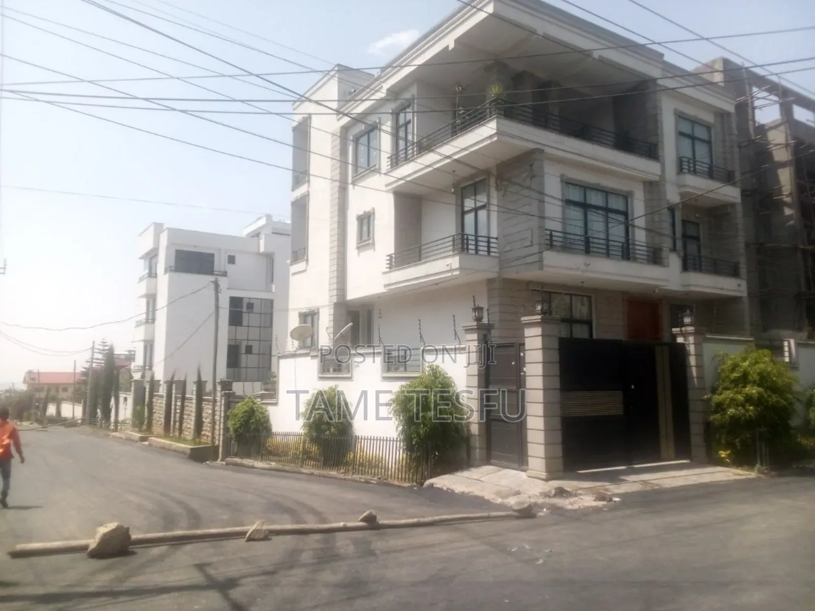 Furnished 9bdrm House in Badume Sunshine, Bole for sale