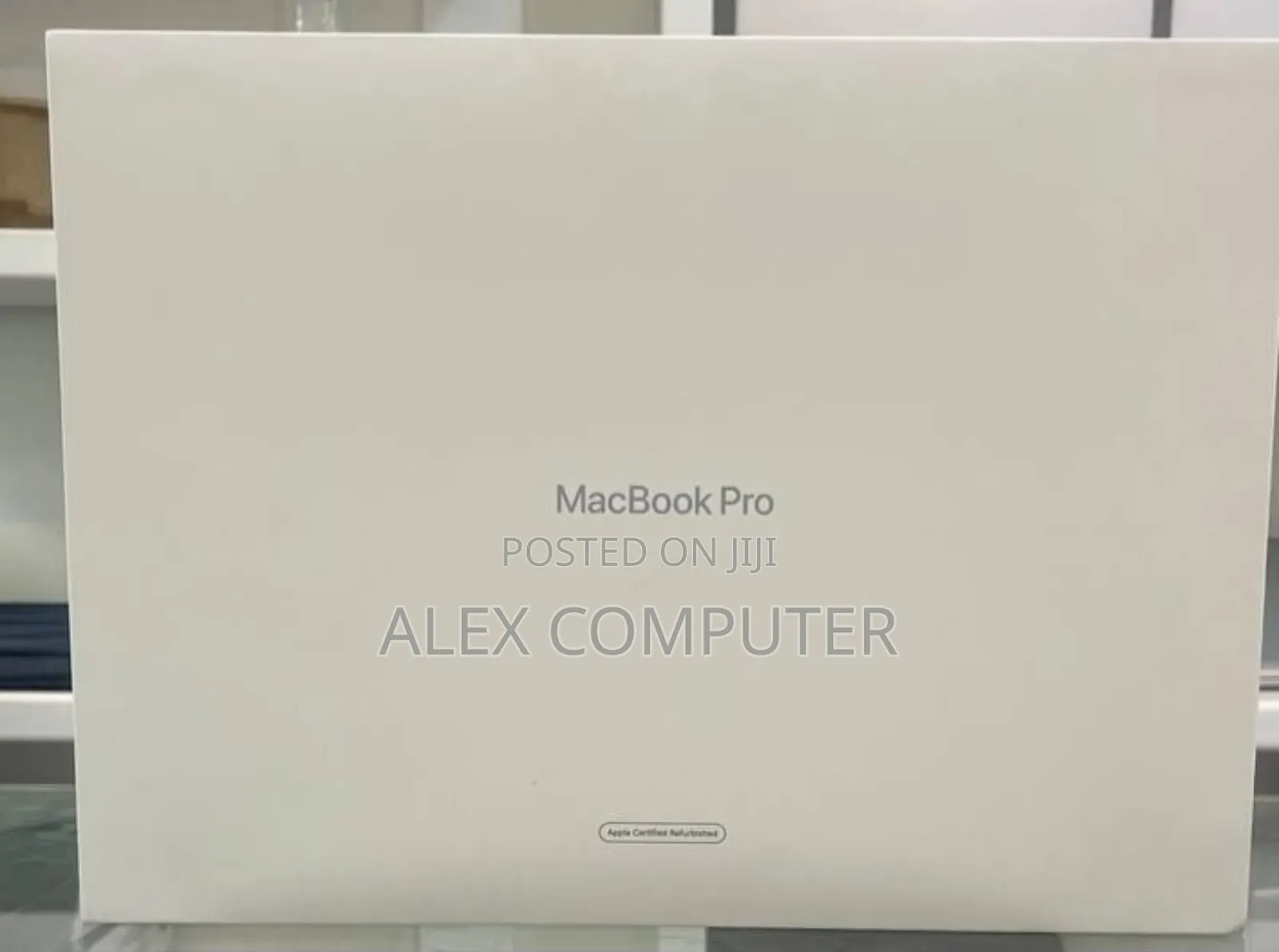 New Laptop Apple MacBook Pro 2022 M2 16GB Apple M2 SSD 1T