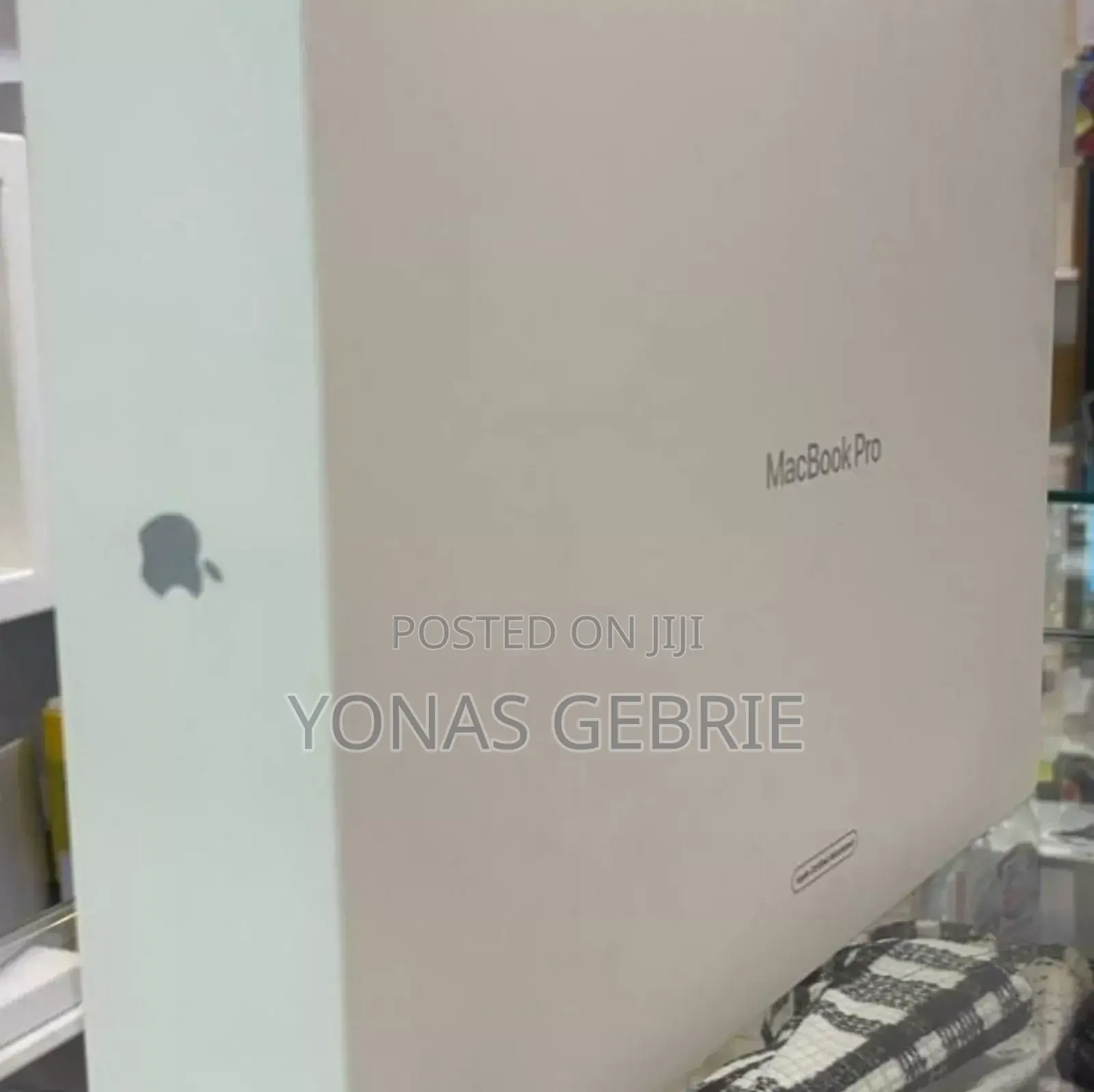 New Laptop Apple MacBook Pro 2023 M2 Pro 14-Inch 16GB Apple M2 SSD 4T