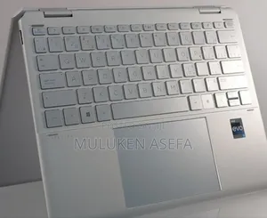 Photo - New Laptop HP Spectra 13 16GB Intel Core I5 SSD 1T