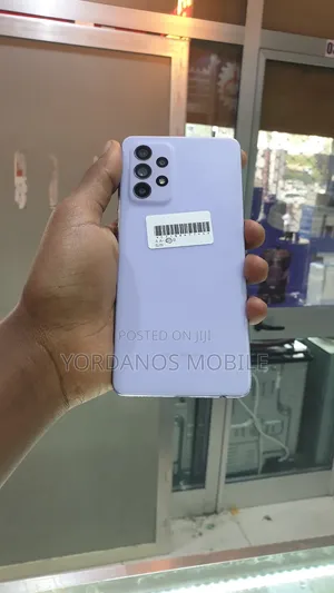 Photo - New Samsung Galaxy A52 5G 128 GB