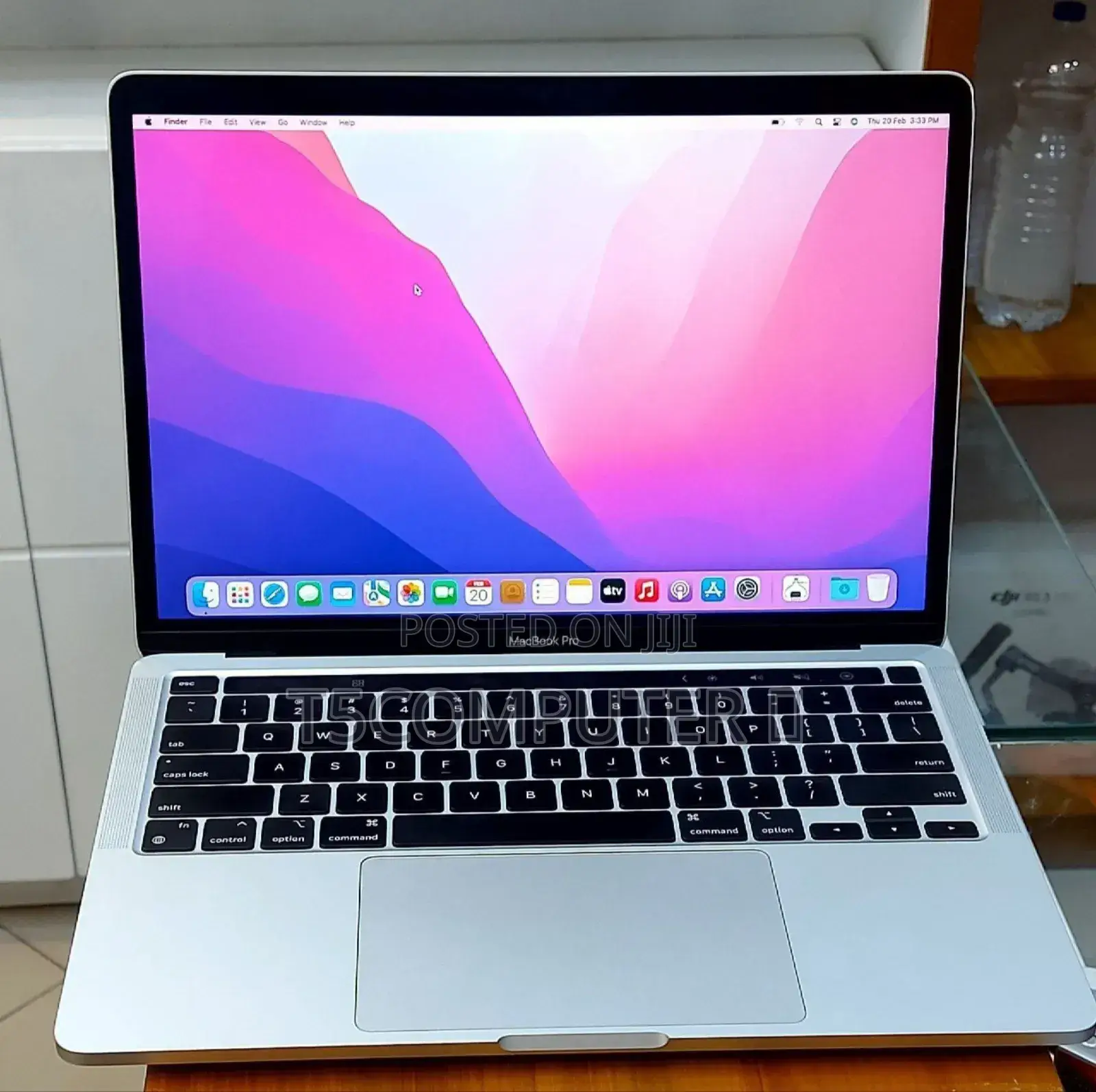 New Laptop Apple MacBook Pro 2020 M1 8GB Apple M1 Pro SSD 512GB