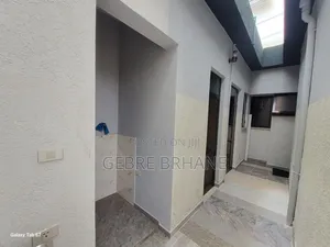 3bdrm Villa in Villa, Yeka for rent