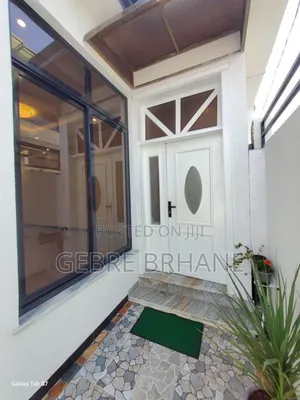 Photo - 3bdrm Villa in Villa, Yeka for rent