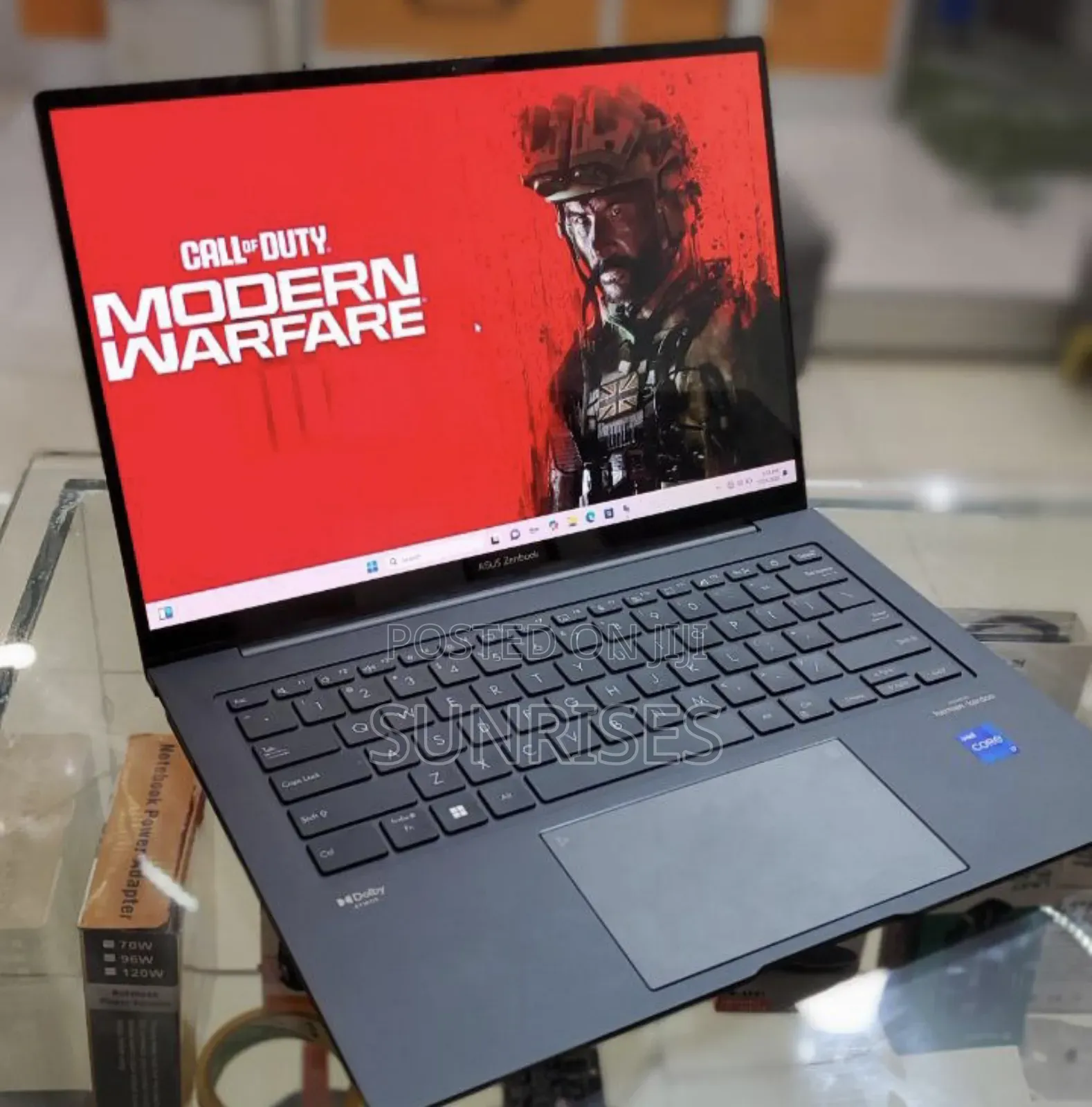 New Laptop Asus ZenBook 13 UX331UN 16GB Intel Core I7 SSD 512GB