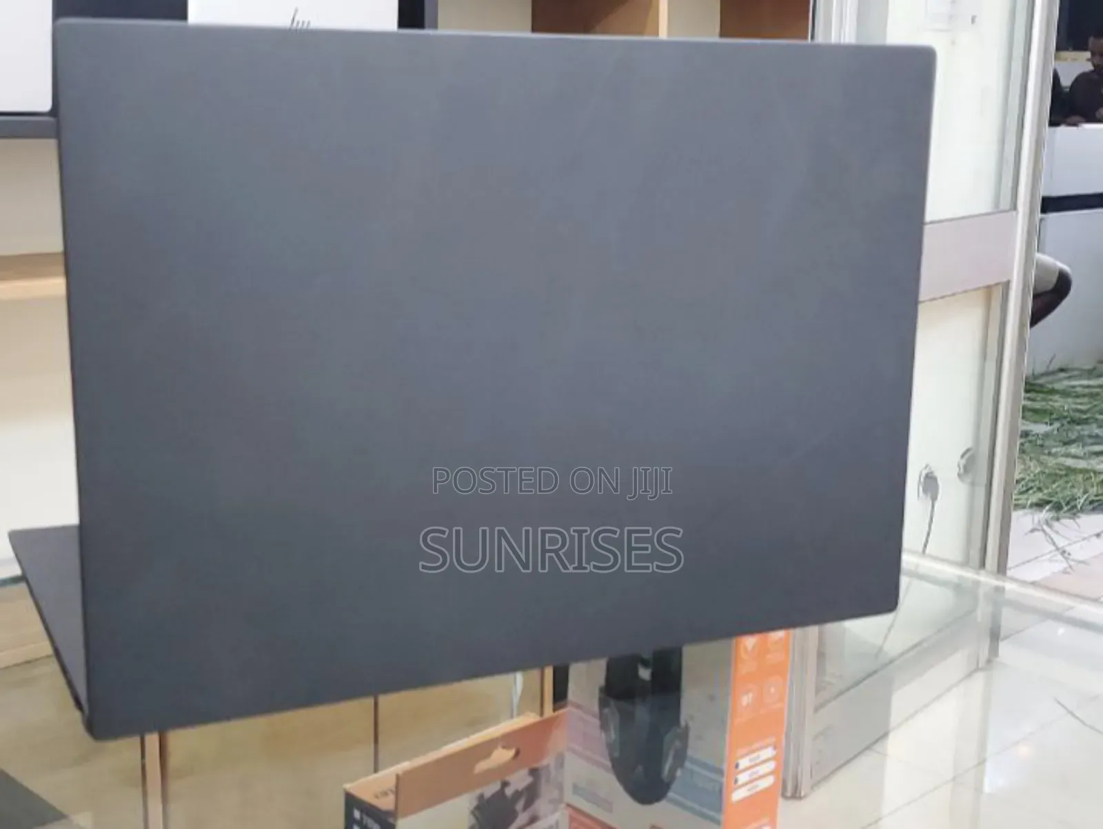 New Laptop Asus ZenBook 13 UX331UN 16GB Intel Core I7 SSD 512GB