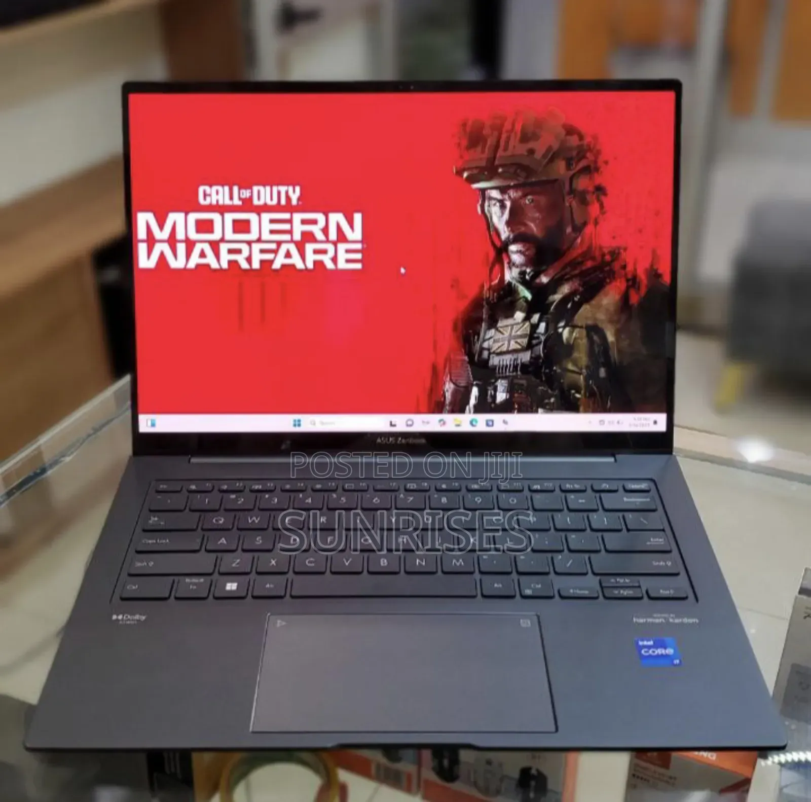 New Laptop Asus ZenBook 13 UX331UN 16GB Intel Core I7 SSD 512GB