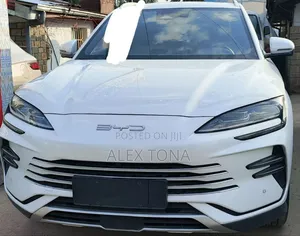 Photo - New BYD Song Plus DM-i 2024 White