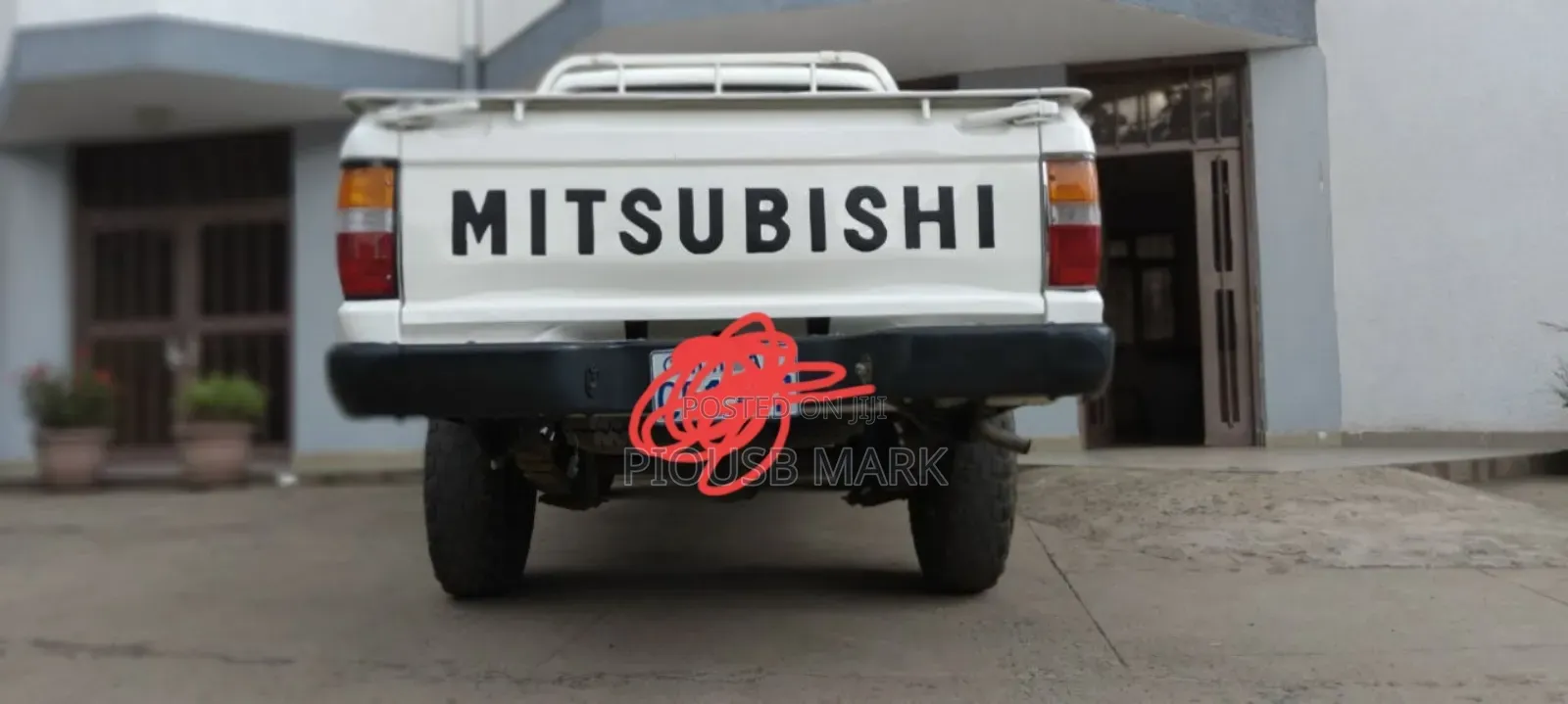 Mitsubishi L200 Double Cab 2.0 4WD 1999 White