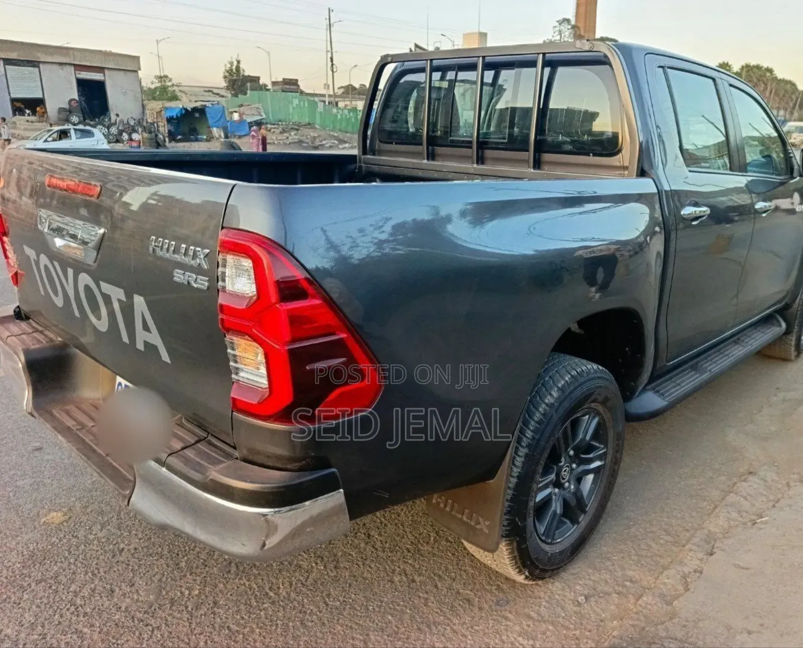 Toyota Hilux 2022 Gray
