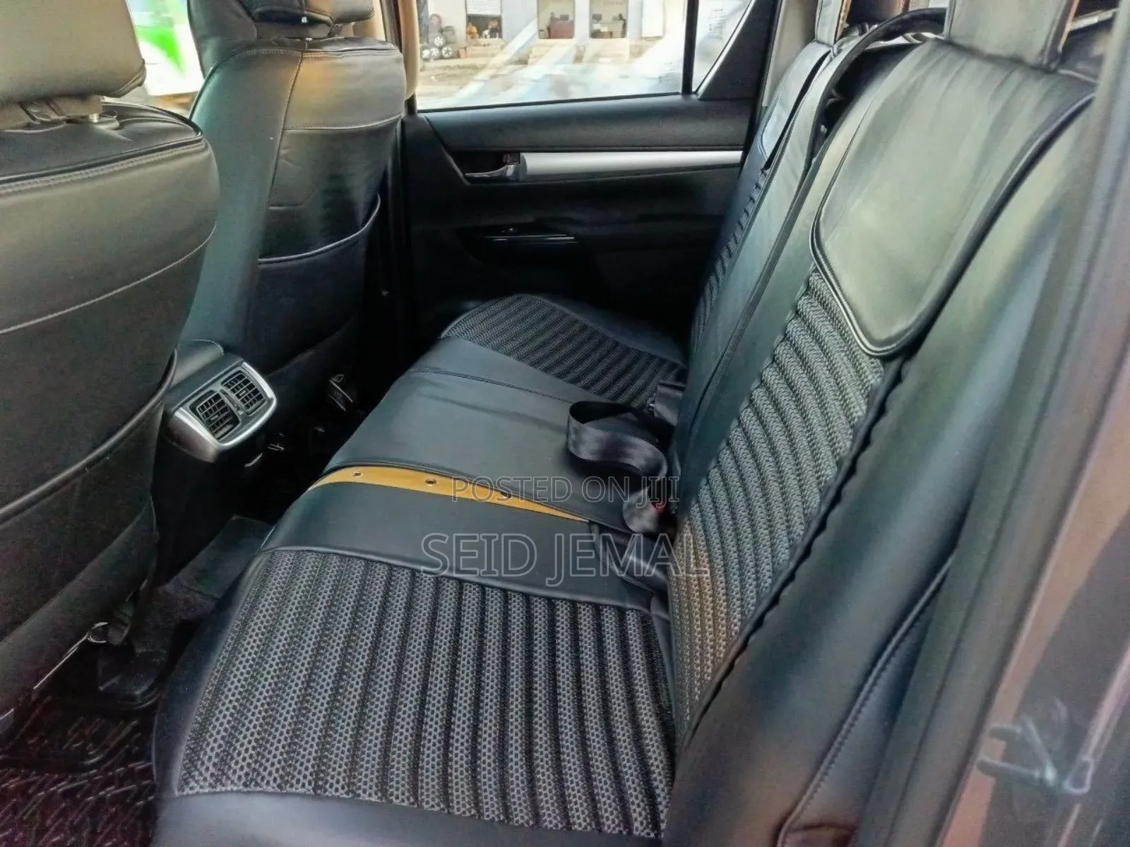 Toyota Hilux 2022 Gray