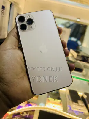Photo - Apple iPhone 11 Pro 64 GB Gold