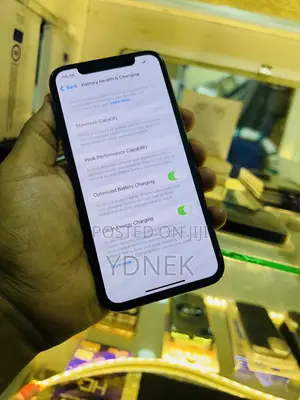 Apple iPhone 11 Pro 64 GB Gold