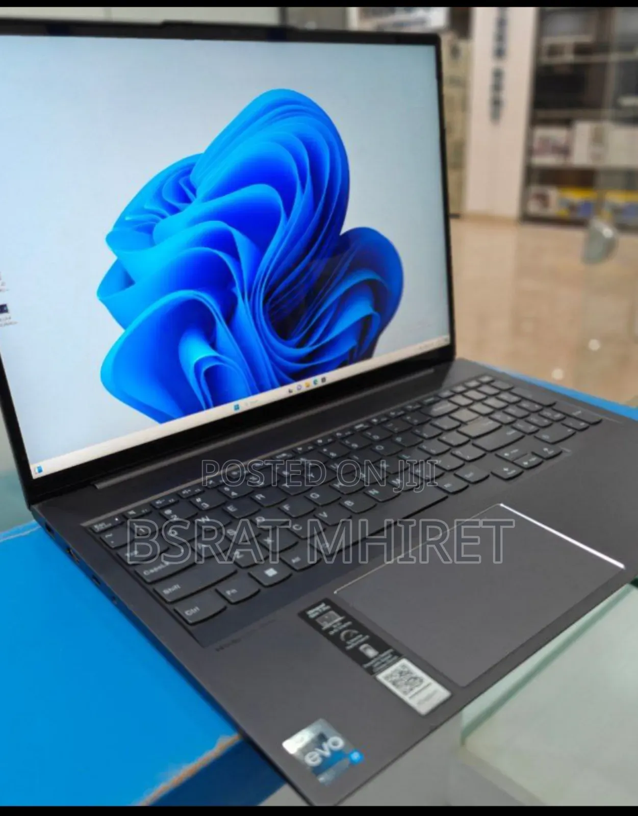 New Laptop Lenovo ThinkPad Yoga 32GB Intel Core I7 SSD 1T