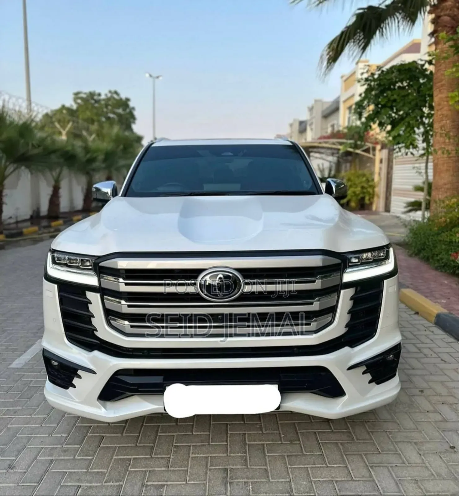 Toyota Land Cruiser 2023 White