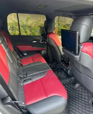 Toyota Land Cruiser 2023 White