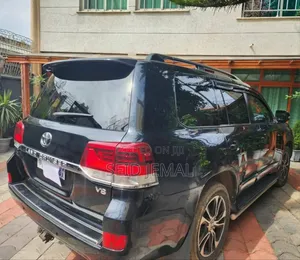 Toyota Land Cruiser 2014 Black