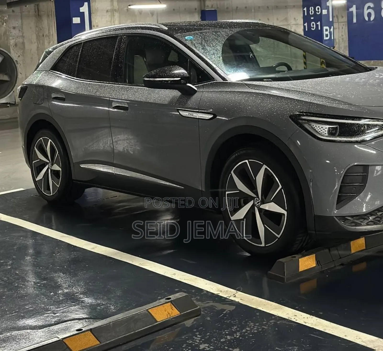 Volkswagen ID.4 2023 Gray