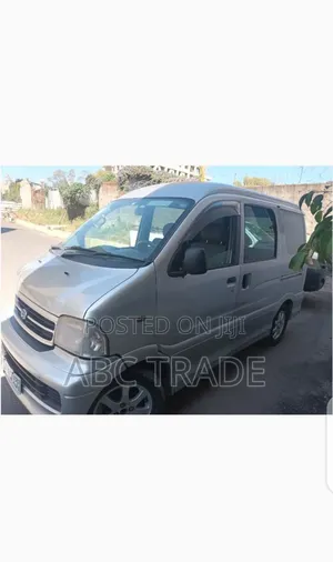 Photo - Daihatsu Atrai 2000 Silver