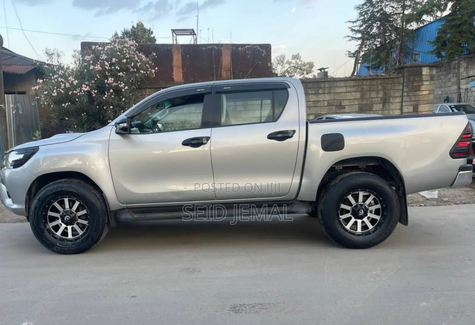 Toyota Hilux 2018 Silver