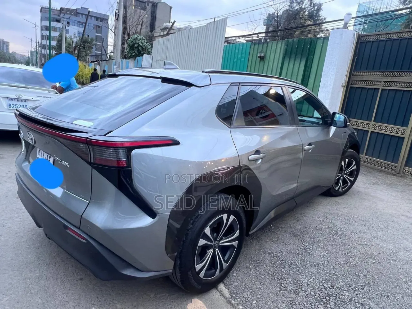 Toyota bZ4X 2023 Gray