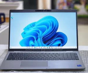 New Laptop Dell 16GB Intel Core I7 SSD 512GB