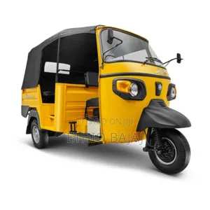 Photo - New Piaggio 2024 Blue
