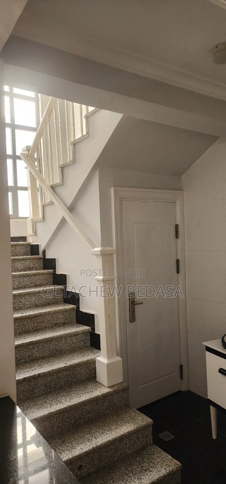 Furnished 5bdrm House in Rosetta, Oromia-Finfinne for sale