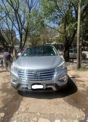 Photo - Hyundai Santa Fe 2015 Silver