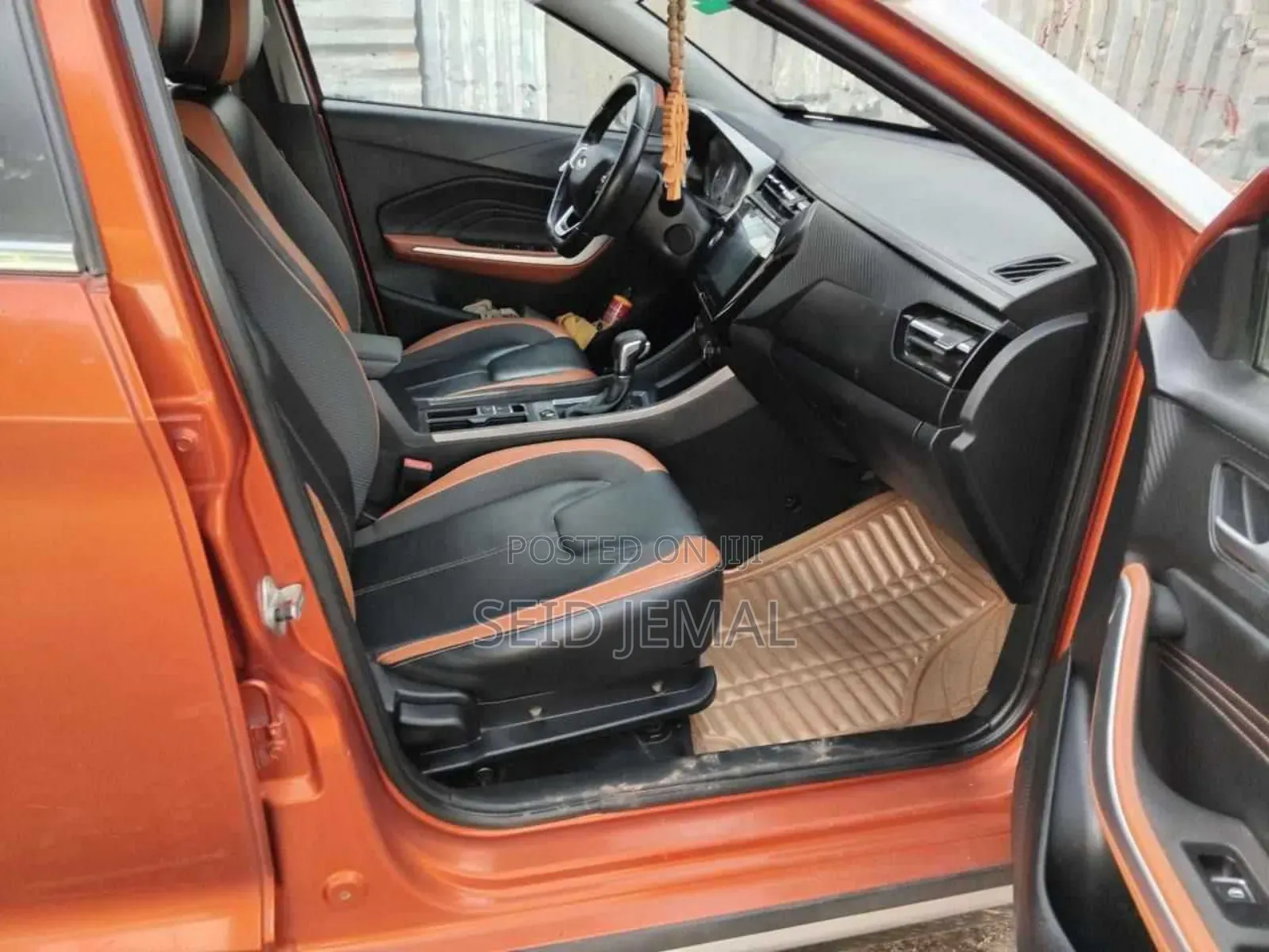 Chery Tiggo 2 2022 Orange
