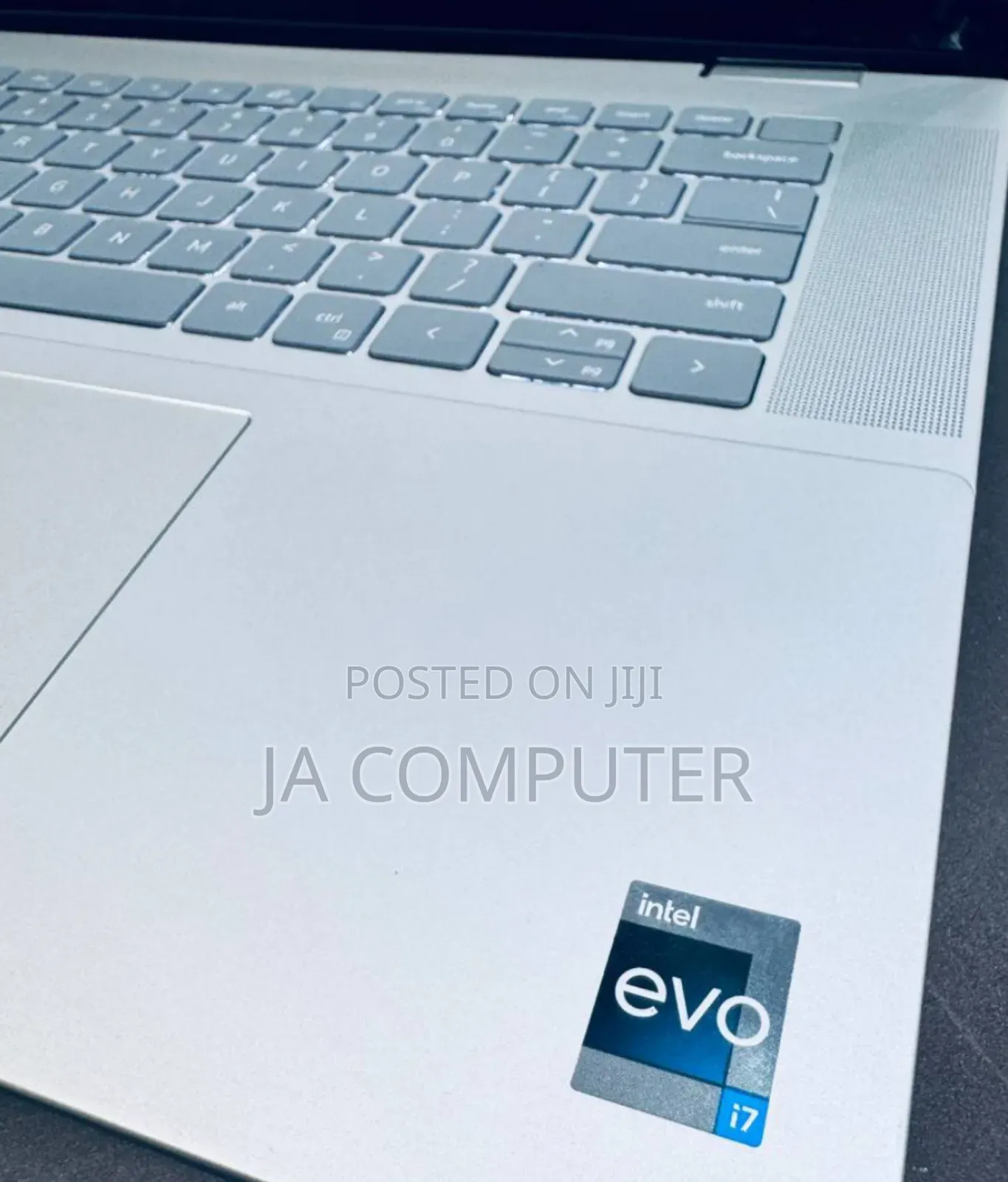 New Laptop Dell Inspiron 15 16GB Intel Core I7 SSD 1T