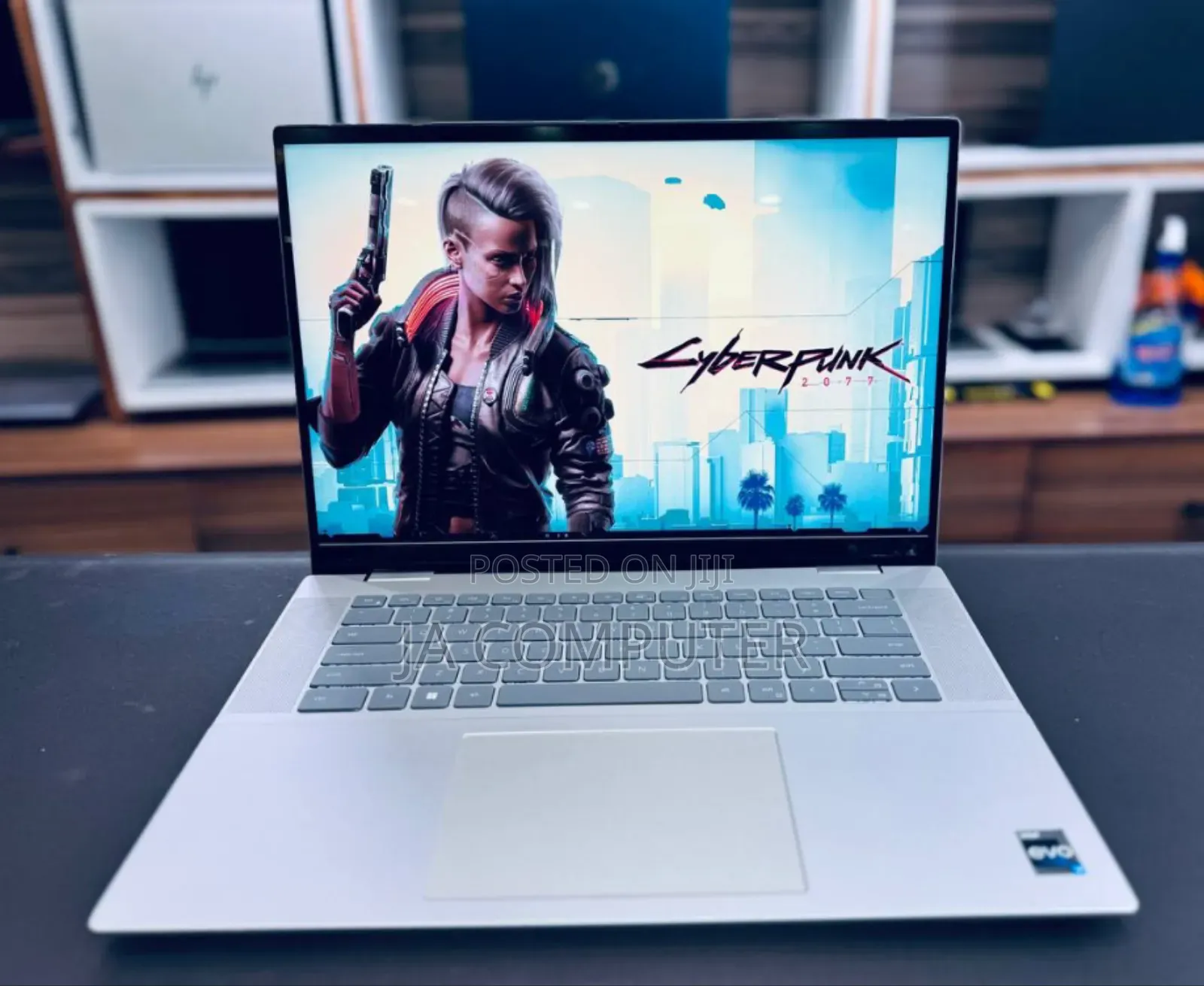 New Laptop Dell Inspiron 15 16GB Intel Core I7 SSD 1T