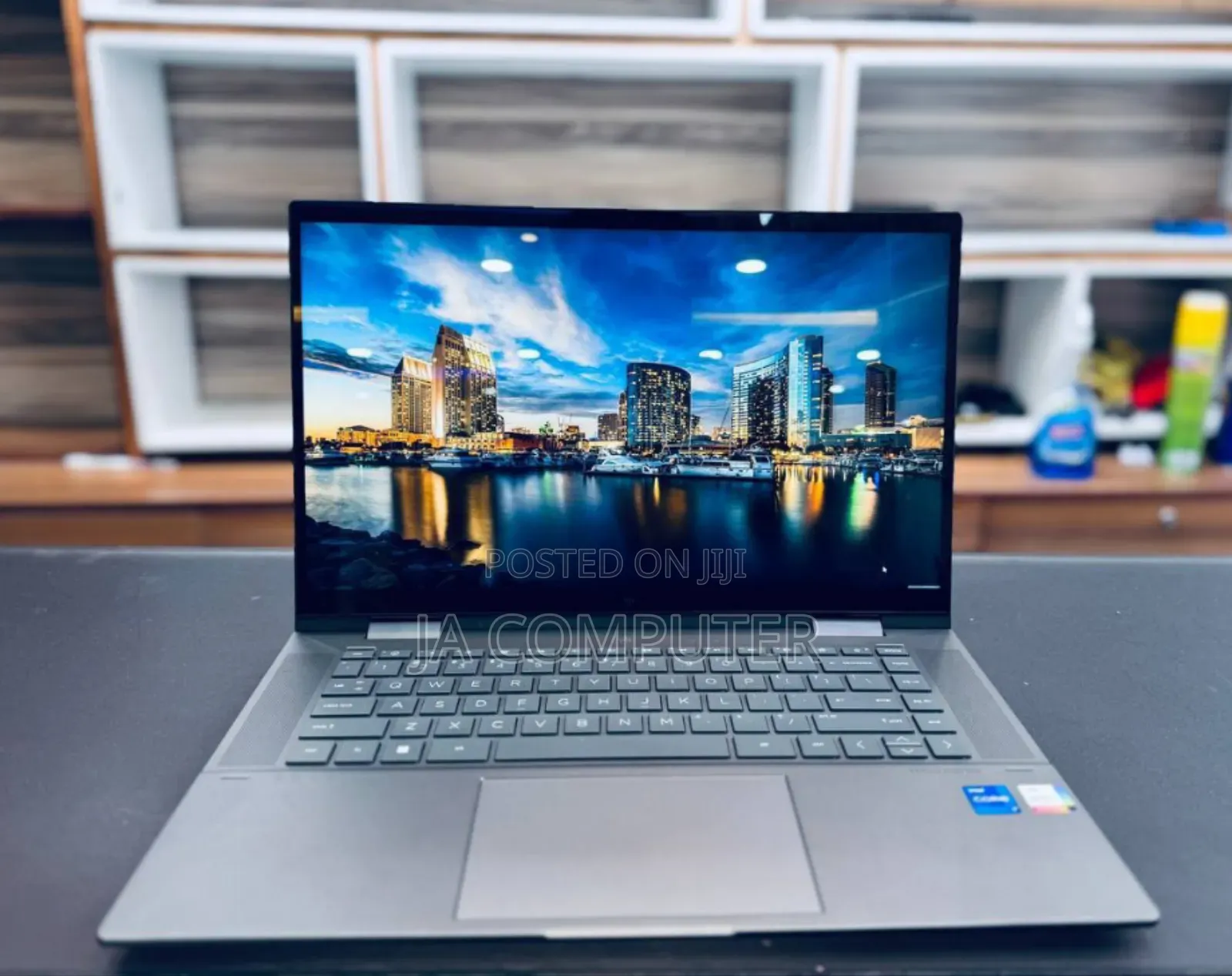 New Laptop HP Envy X360 16GB Intel Core I7 SSD 1T