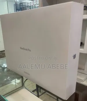 New Laptop Apple MacBook Pro 2022 M2 16GB Apple M2 SSD 4T