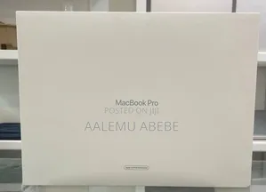 New Laptop Apple MacBook Pro 2022 M2 16GB Apple M2 SSD 4T