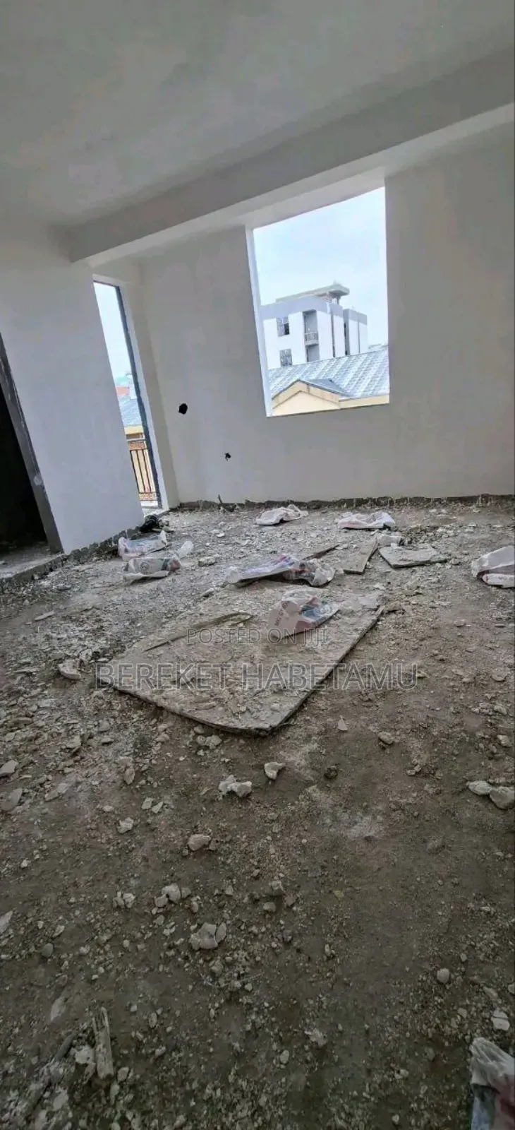 3bdrm Apartment in አዲስ አበባ, Nifas Silk-Lafto for sale