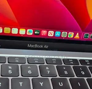 New Laptop Apple MacBook Air 2020 8GB Intel Core I5 SSD 256GB