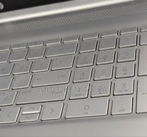 New Laptop HP Pavilion 15 8GB Intel Core I5 SSD 256GB