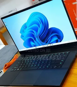 Photo - New Laptop Razer Blade 32GB Intel Core I7 SSD 1T