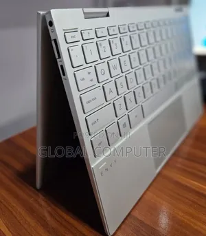 New Laptop HP Envy X360 8GB Intel Core I7 SSD 512GB